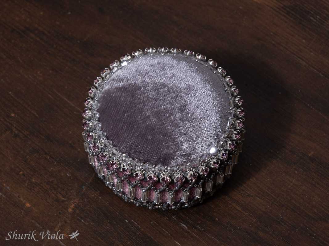 Pincushion / Pique-aiguille