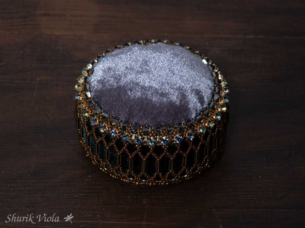 Pincushion / Pique-aiguille