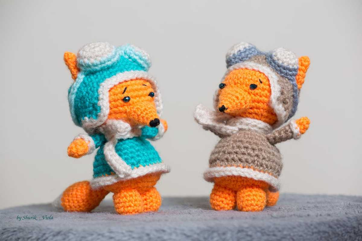 Jouets en crochet renards pilotes - Shurik Viola