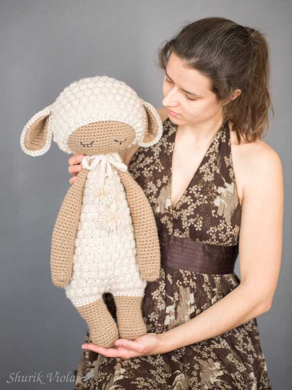 Toy Lalylala Lupo the Lamb / Jouet Lalylala Lupo le mouton - Shurik Viola