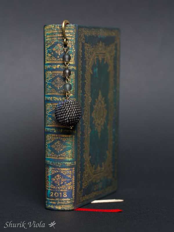 Seed bead bookmark / Marque page en perles de rocaille - Shurik Viola