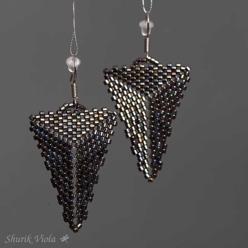 Seed bead earrings / Boucles d'oreilles en perles de rocaille - Shurik Viola