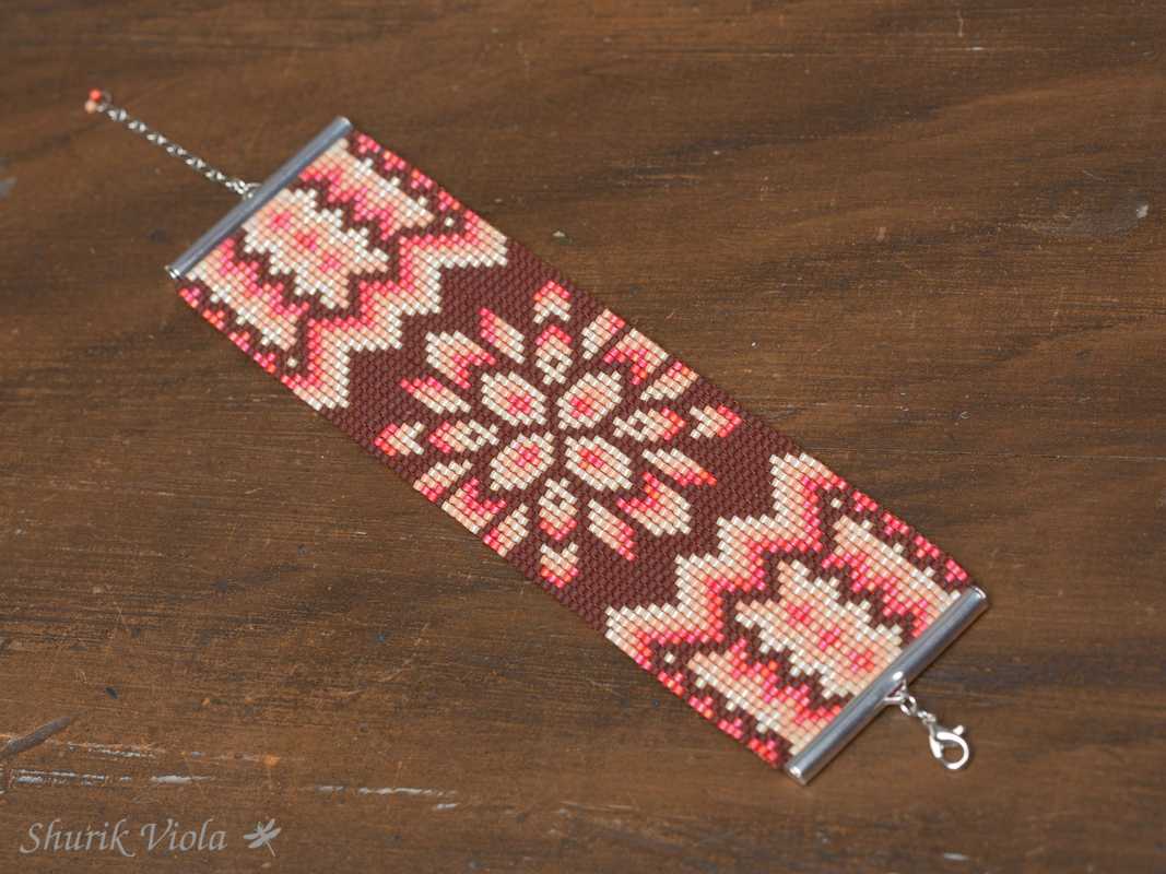 Seed bead bracelet / Bracelet en perles de rocaille - Shurik Viola