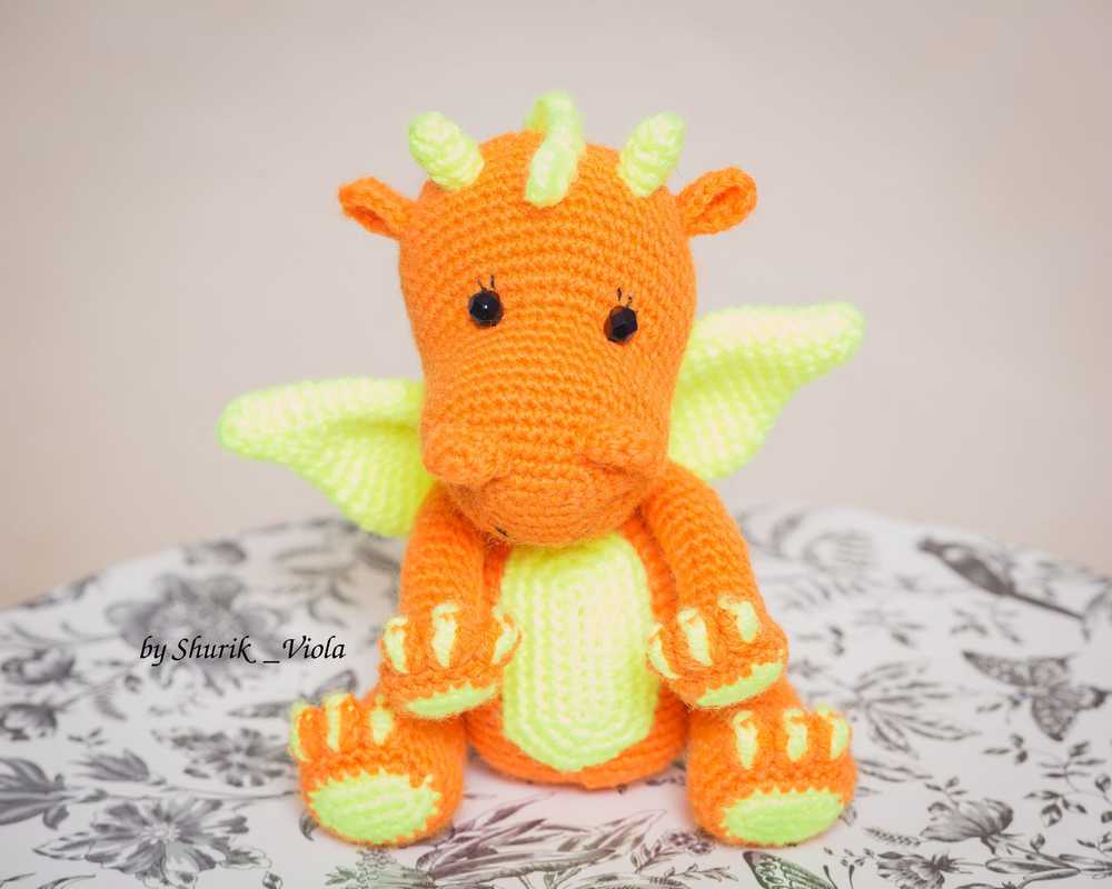 Jouet en crochet draguillon - Shurik Viola