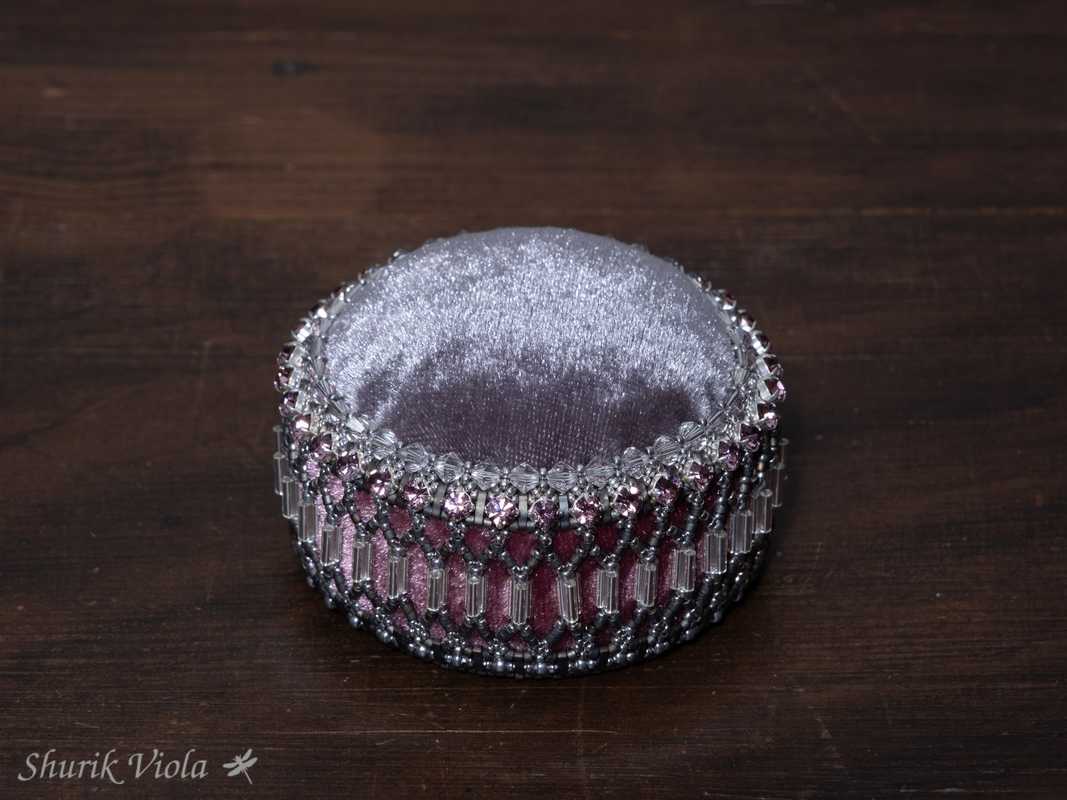 Pincushion / Pique-aiguille